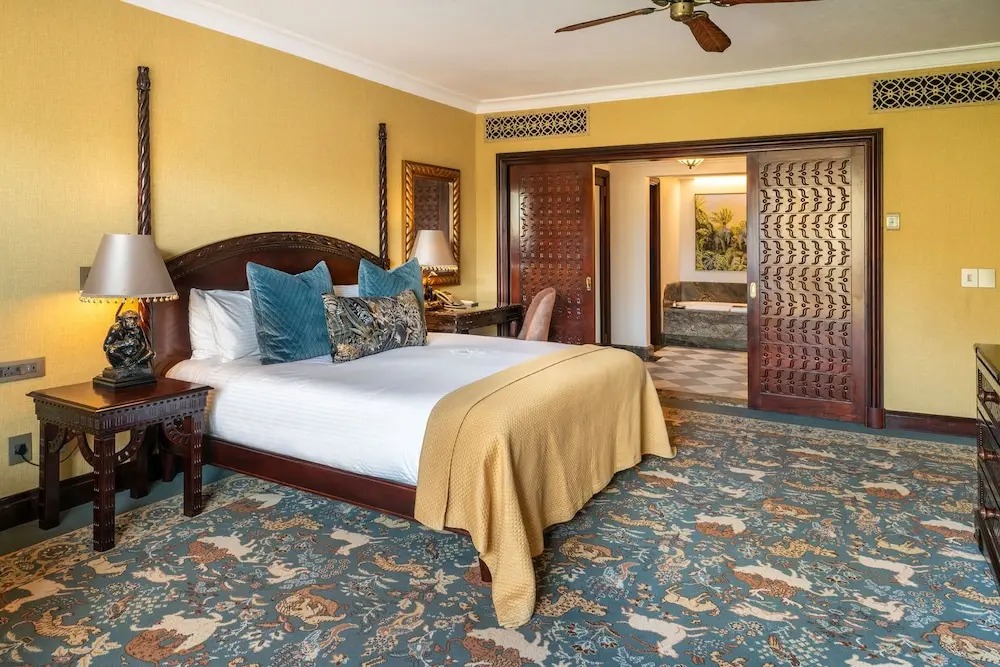 هتل د پالاس اف د لاست سیتی